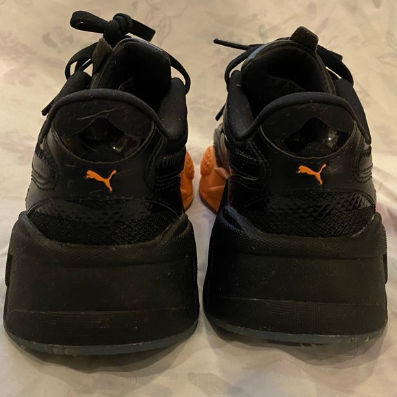 Puma Sneakers - Picture 2 of 5